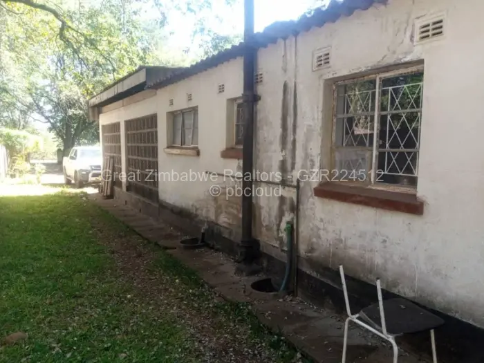 4 Bedroom House for Sale in Chiredzi, Chiredzi