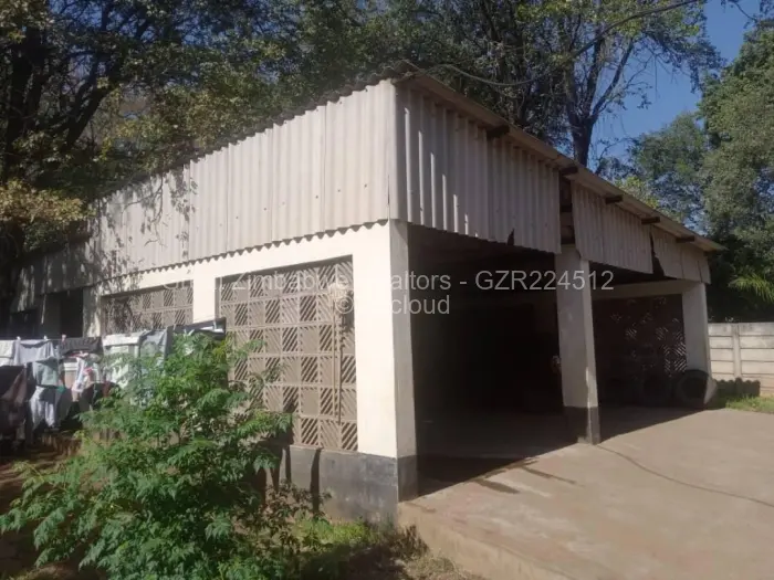 4 Bedroom House for Sale in Chiredzi, Chiredzi