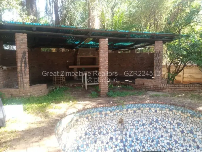 4 Bedroom House for Sale in Chiredzi, Chiredzi