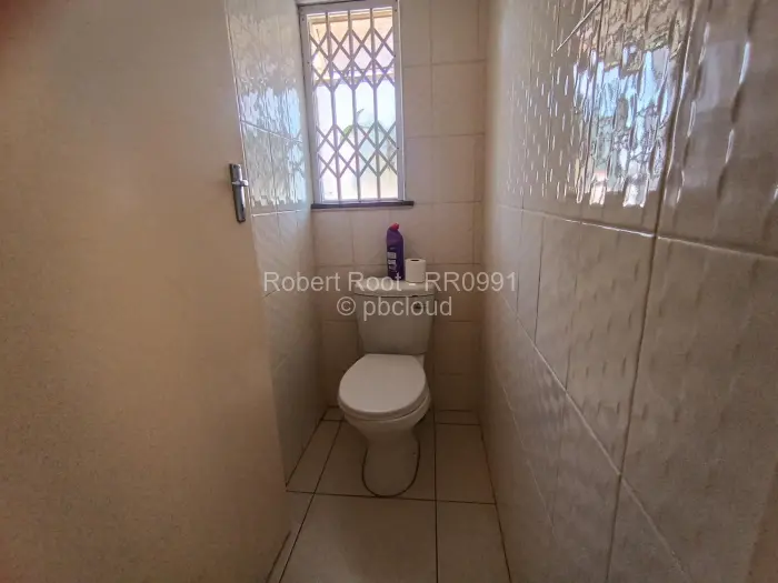 2 Bedroom Cottage/Garden Flat to Rent in Greendale, Harare