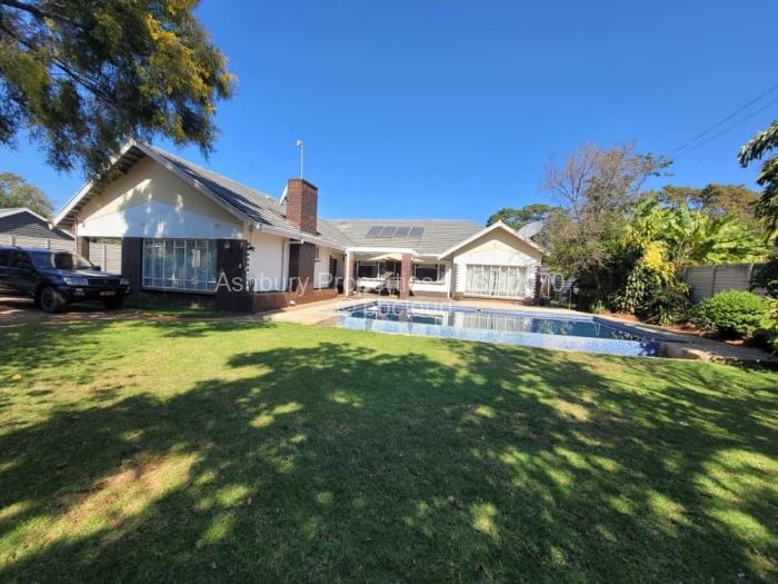 6 Bedroom House for Sale in Alexandra Park, Harare