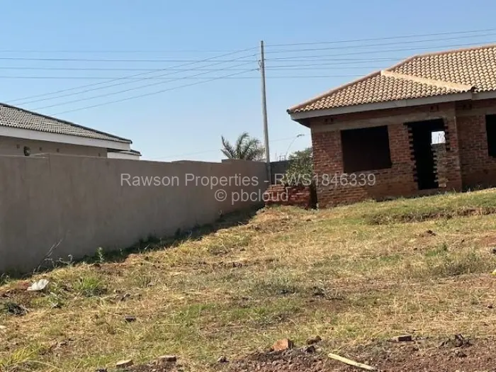 2 Bedroom Cottage/Garden Flat for Sale in Fairview, Harare