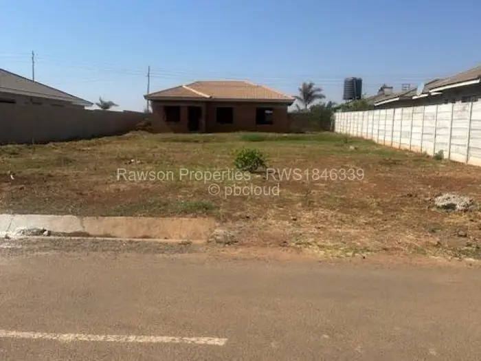 2 Bedroom Cottage/Garden Flat for Sale in Fairview, Harare