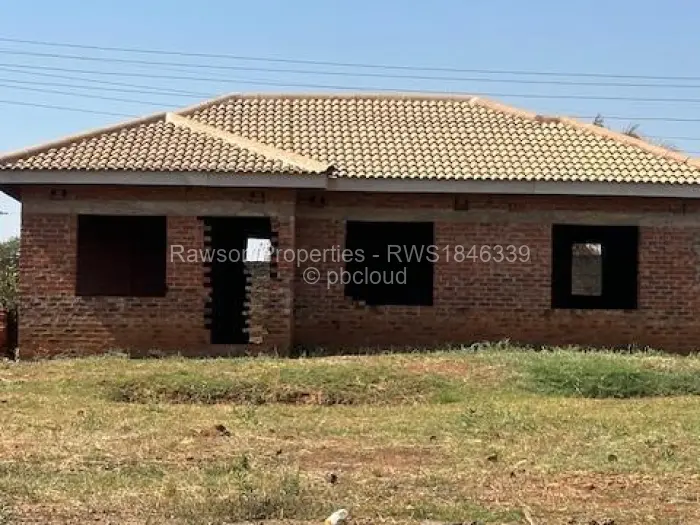 2 Bedroom Cottage/Garden Flat for Sale in Fairview, Harare