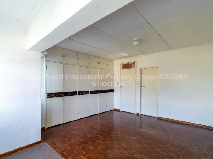 Townhouse/Cluster to Rent in Hume Park, Bulawayo