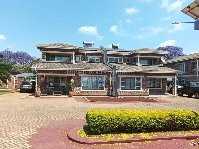 Townhouse/Cluster to Rent in Greendale, Harare