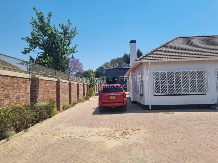 Warehouse/Industrial for Sale in Eastlea, Harare