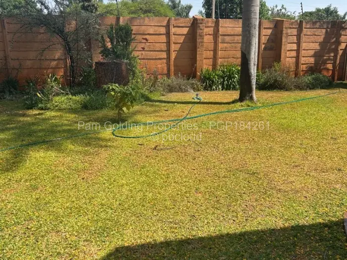 Townhouse/Complex/Cluster to Rent in Mandara