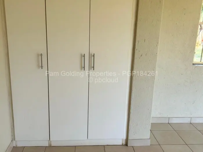 Townhouse/Complex/Cluster to Rent in Mandara