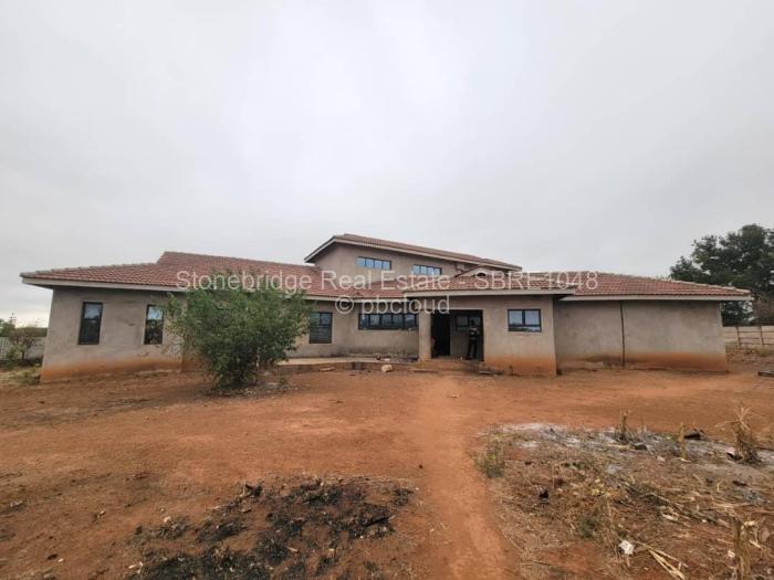 4 Bedroom House for Sale in Newton West, Bulawayo