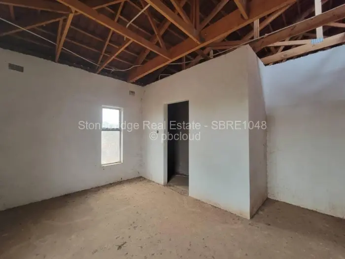 4 Bedroom House for Sale in Newton West, Bulawayo