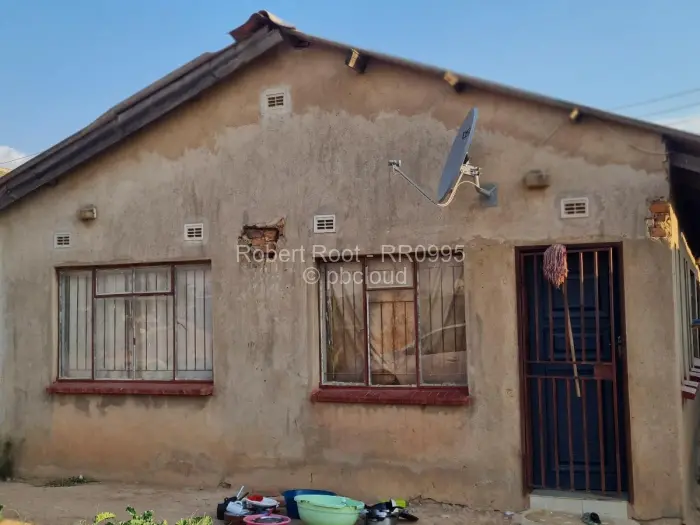 3 Bedroom House for Sale in Damofalls, Damofalls