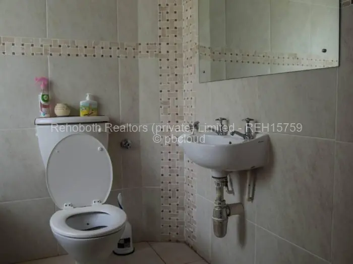 Townhouse/Complex/Cluster to Rent in Westgate