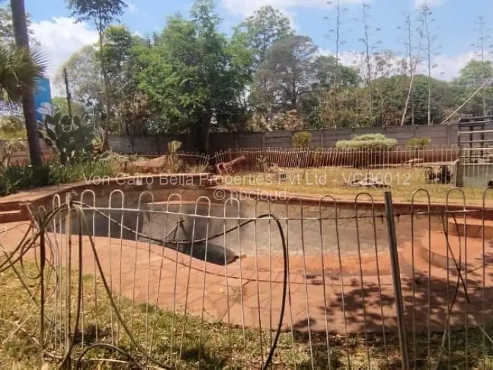 4 Bedroom House for Sale in Borrowdale, Harare