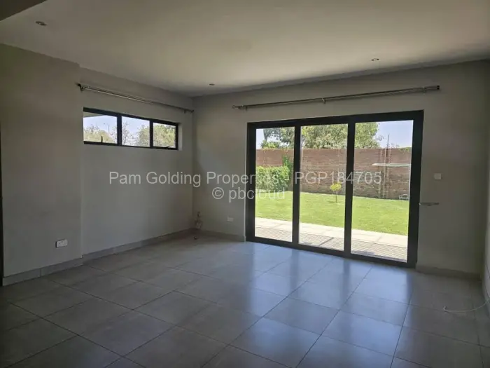 Townhouse/Complex/Cluster to Rent in Highlands