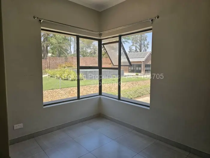 Townhouse/Complex/Cluster to Rent in Highlands