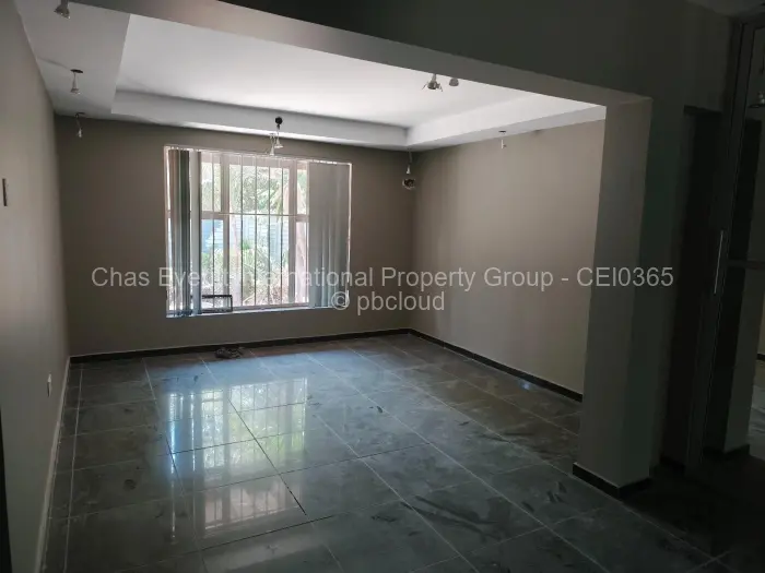 2 Bedroom Cottage/Garden Flat to Rent in Greystone Park