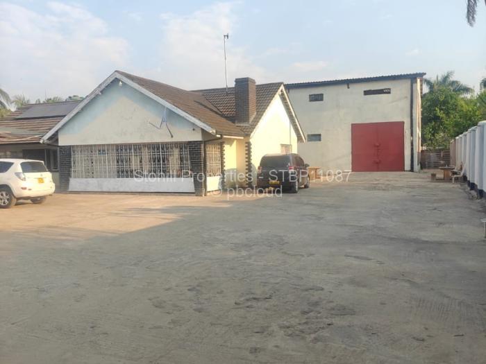 Warehouse/Industrial for Sale in Eastlea, Harare
