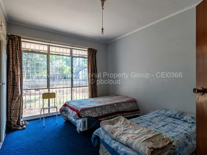 4 Bedroom House for Sale in Kumalo, Bulawayo