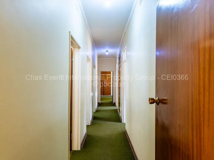 4 Bedroom House for Sale in Kumalo, Bulawayo