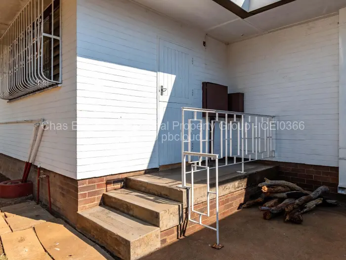 4 Bedroom House for Sale in Kumalo, Bulawayo