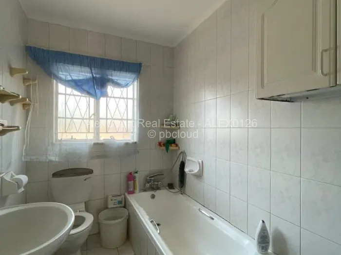 Townhouse/Complex/Cluster for Sale in Mount Pleasant, Harare