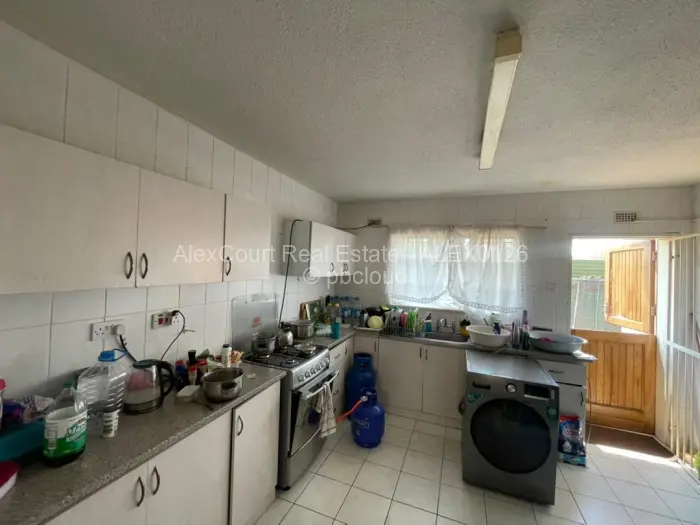 Townhouse/Complex/Cluster for Sale in Mount Pleasant, Harare