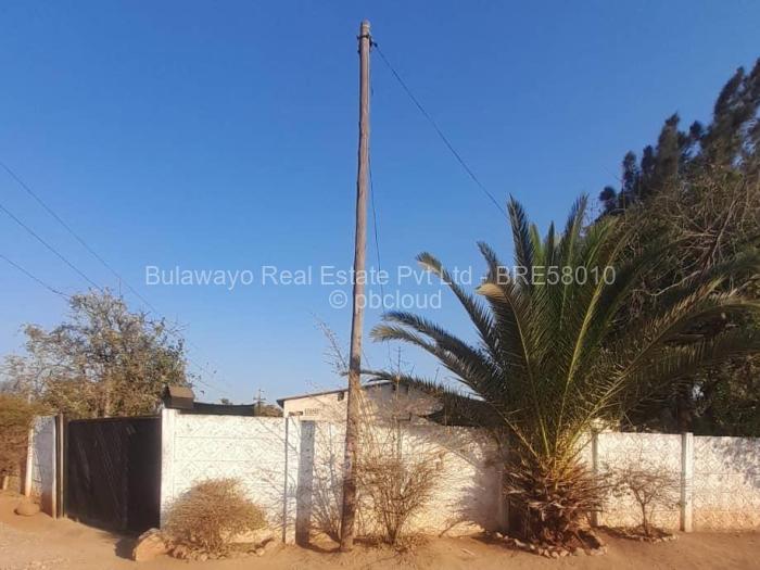 4 Bedroom House for Sale in Nkulumane, Bulawayo