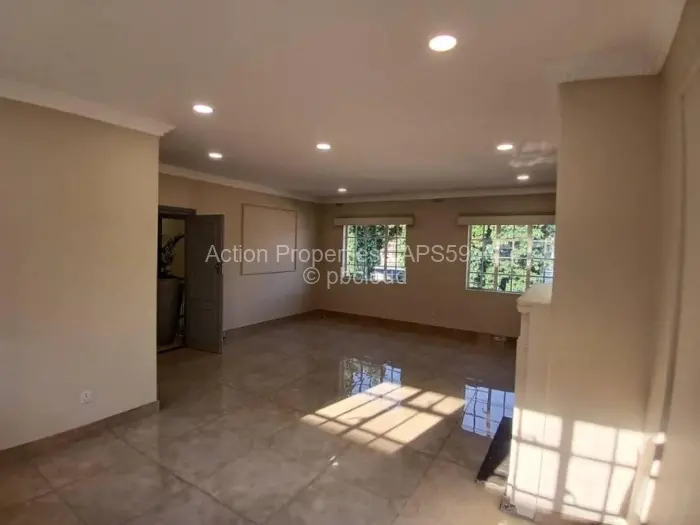 Townhouse/Complex/Cluster for Sale in Avenues, Harare