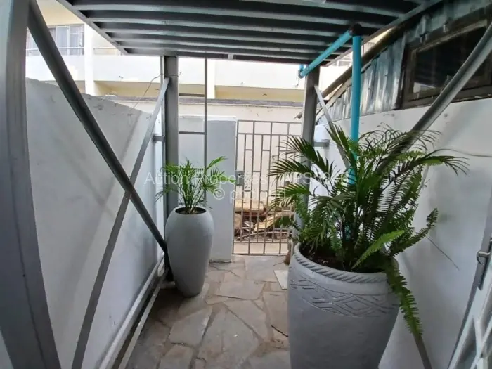 Townhouse/Complex/Cluster for Sale in Avenues, Harare