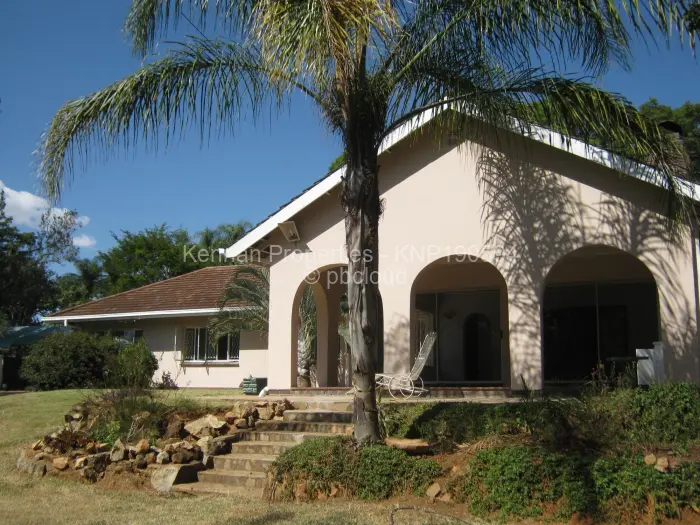 4 Bedroom House for Sale in Borrowdale, Harare