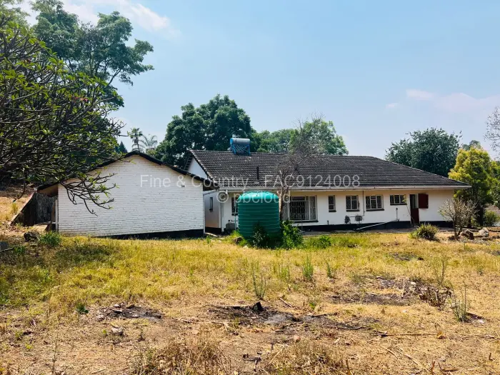 4 Bedroom House to Rent in Kambanji, Harare