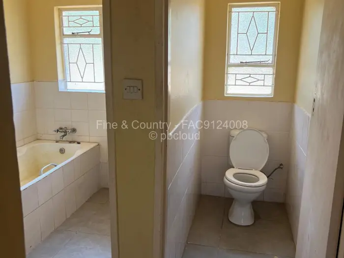 4 Bedroom House to Rent in Kambanji, Harare