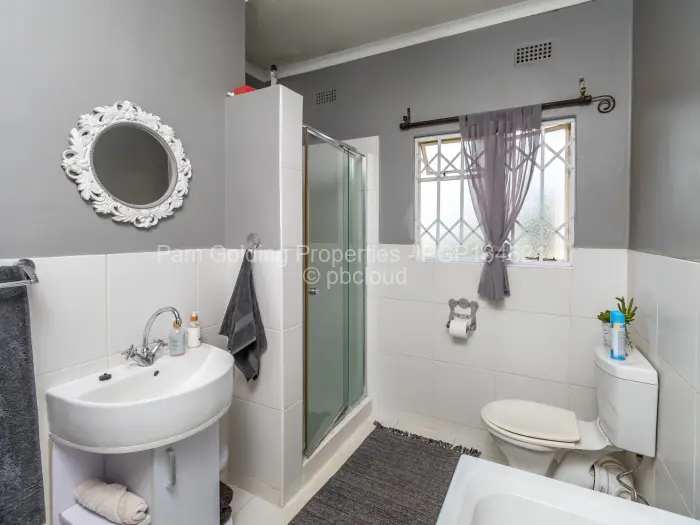 4 Bedroom House for Sale in The Grange, Harare