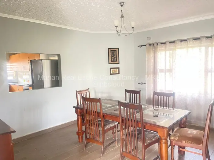5 Bedroom House to Rent in Selbourne Park, Bulawayo
