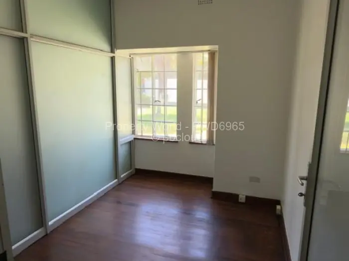 Warehouse/Industrial to Rent in Belgravia