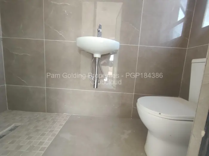 Townhouse/Complex/Cluster to Rent in Arlington
