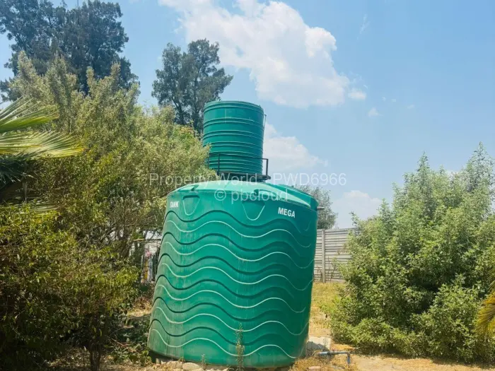 7 Bedroom House for Sale in Hatfield, Harare