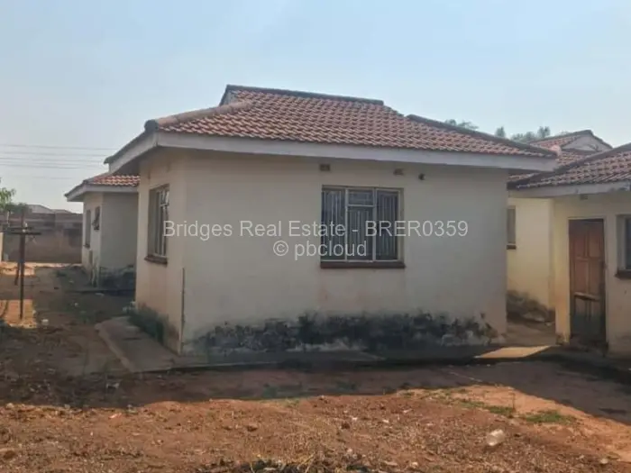 3 Bedroom House for Sale in Chipukutu Park, Ruwa