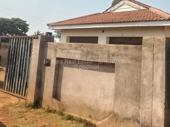 3 Bedroom House for Sale in Chipukutu Park, Ruwa
