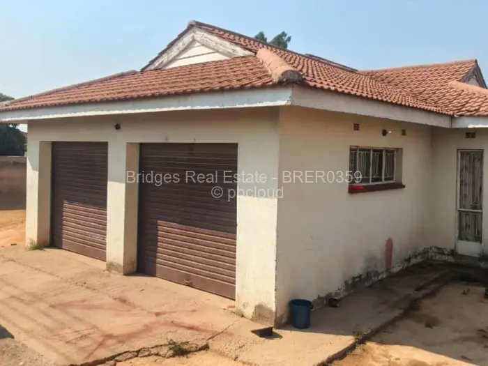3 Bedroom House for Sale in Chipukutu Park, Ruwa