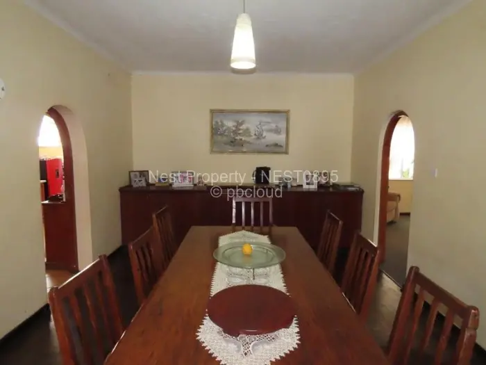 6 Bedroom House for Sale in Ballantyne Park, Harare