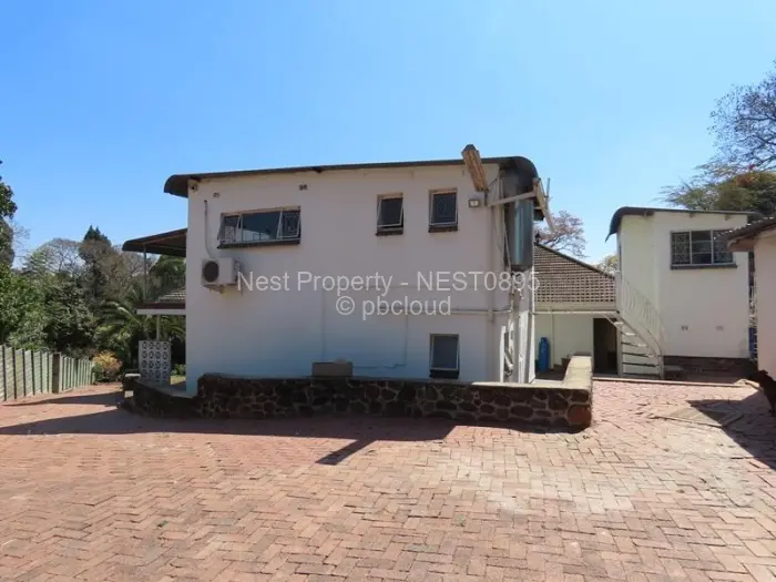 6 Bedroom House for Sale in Ballantyne Park, Harare