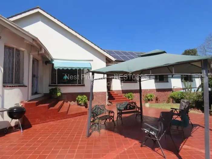 6 Bedroom House for Sale in Ballantyne Park, Harare
