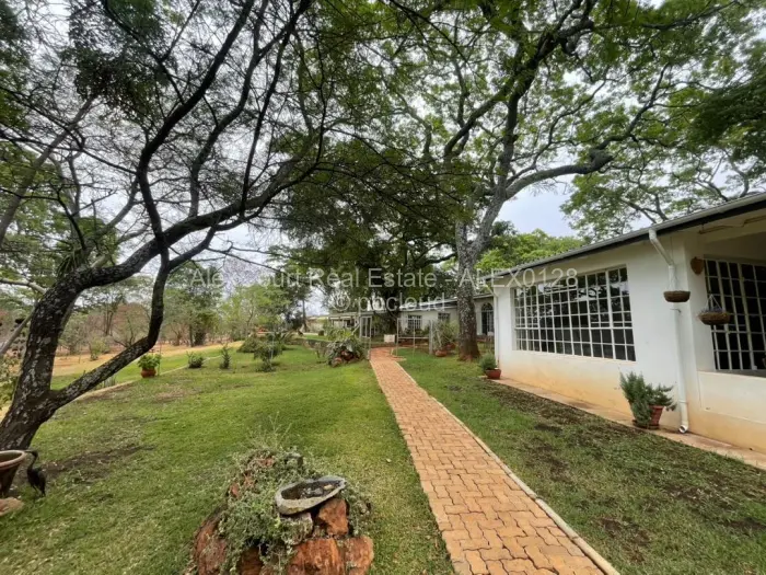 Residential Stand for Sale in Borrowdale Brooke, Harare