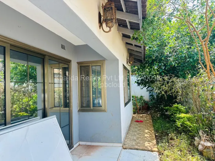 3 Bedroom Cottage/Garden Flat to Rent in Borrowdale, Harare