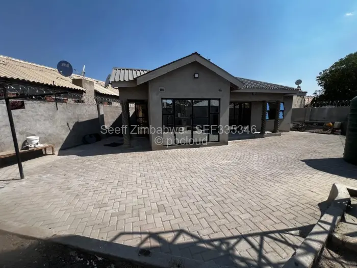 4 Bedroom House to Rent in Chitungwiza, Chitungwiza
