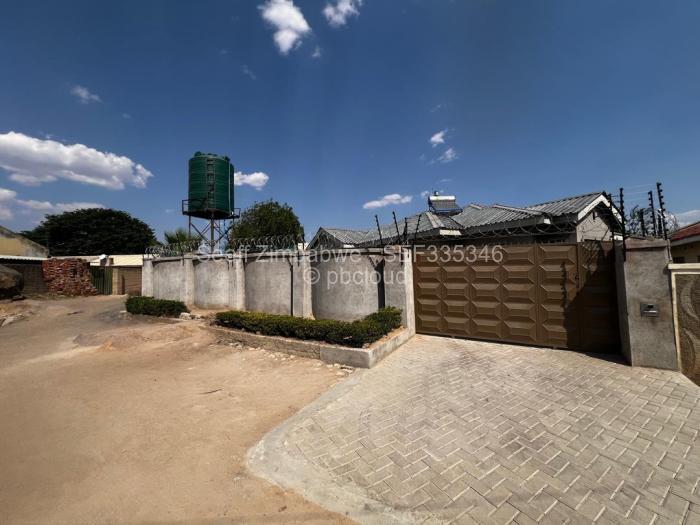 4 Bedroom House to Rent in Chitungwiza, Chitungwiza