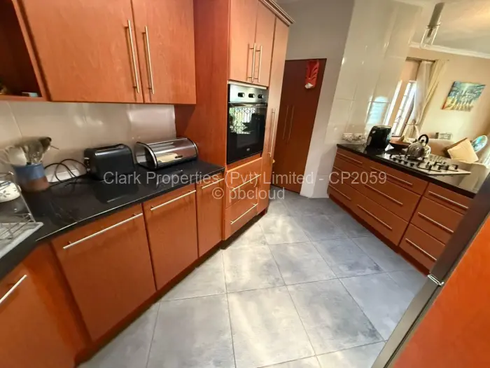 Townhouse/Complex/Cluster for Sale in Greendale North, Harare