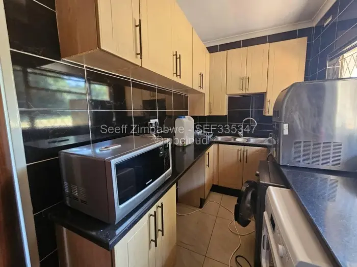 4 Bedroom House to Rent in Greystone Park